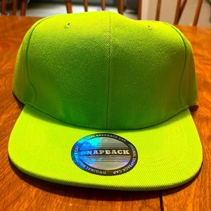 Snapback flat hat